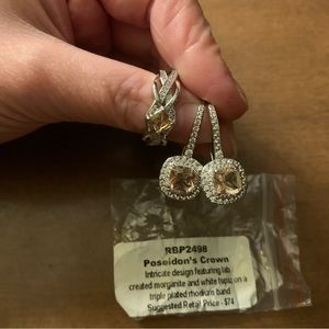 NWOT Bomb Party Ring & matching earrings 🤩